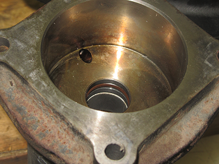 _Graphics/Web/Range Cylinder Disassembly Step 8.png